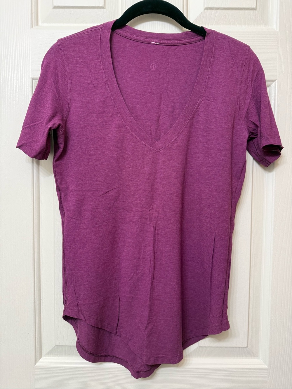 lululemon athletica V-Neck Short Sleeve Tee in Plum